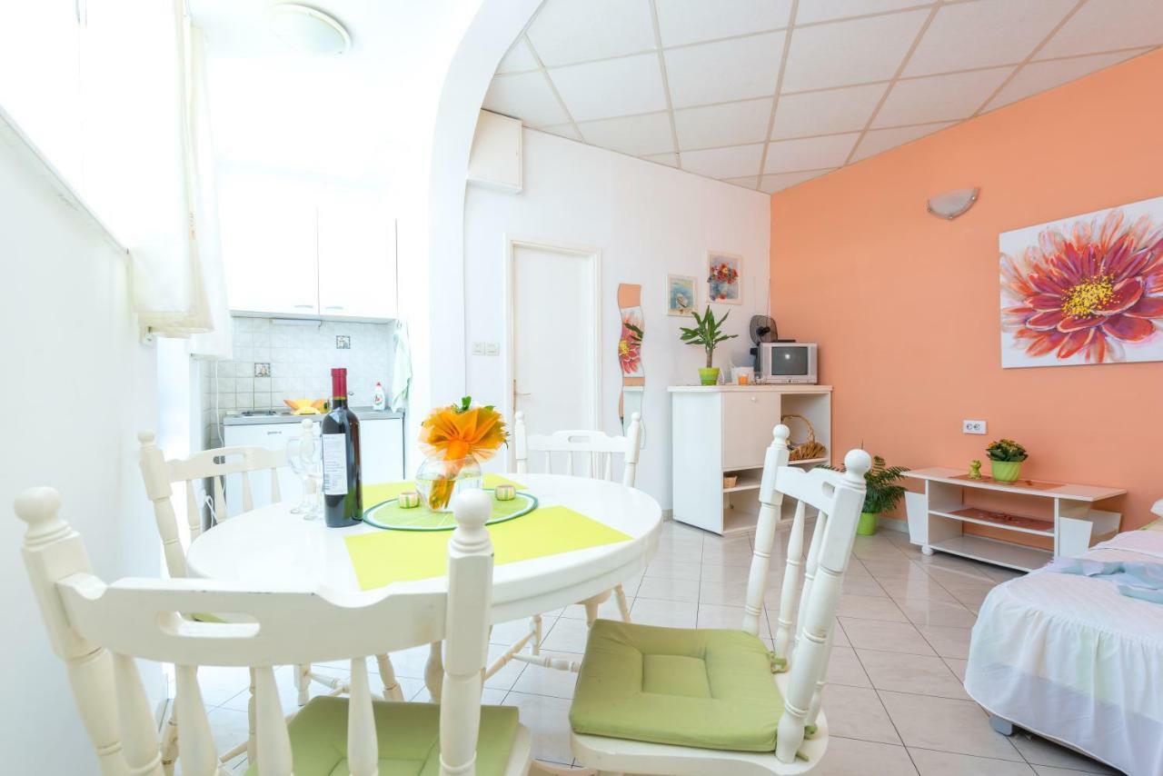 Cute & Cozy Studio ดูบรอฟนิก ภายนอก รูปภาพ